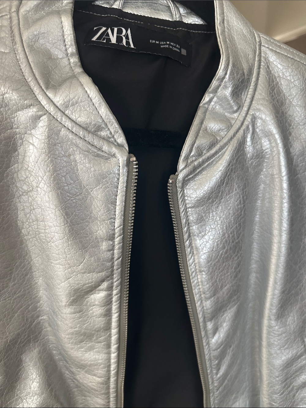 ZARA SILVER Effect Metallic Glossy Faux Leather Zip Boxy Cropped Bomber Jacket - Picture 2 of 7